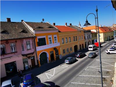 De vanzare garsoniera la casa in Centrul Istoric din Sibiu