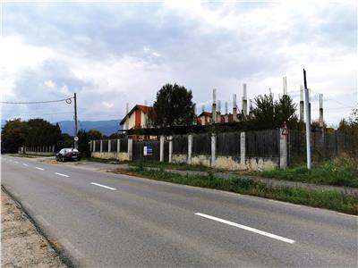 De vanzare teren intravilan pretabil constructii 3100 mp cu utilitati la intrare in Cisnadie langa Sibiu