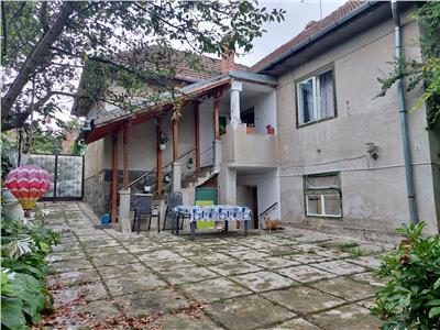 De vanzare casa individuala cu 3 camere si 300 mp teren in zona Trei Stejari din Sibiu