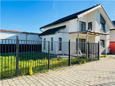 Casa individuala cu 4 camere si 225 mp teren de vanzare in Selimbar