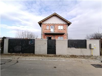Casa individuala cu 4 camere de vanzare in Sibiu comuna Cristian
