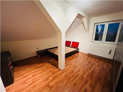 De vanzare apartament cu 3 camere decomandate in zona Hipodrom din Sibiu