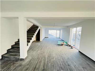 Casa de tip duplex de vanzare cu regim de inaltime P+E si curte individuala zona Calea Cisnadiei Sibiu