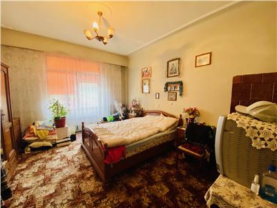 De vanzare apartament cu 2 camere si pivnita in zona Centrul Istoric din Sibiu