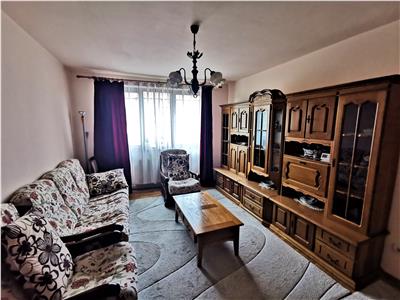 Apartament cu 3 camere la etajul 2 in zona Rahovei din Sibiu