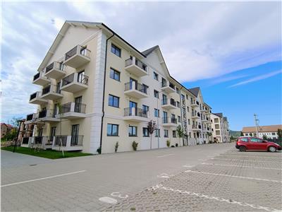 De vanzare apartament cu 3 camere decomandate 2 bai si 2 locuri parcare in Sibiu zona Pictor Brana