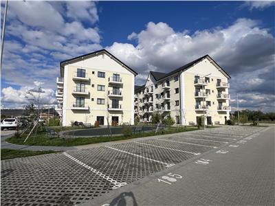 Apartament de vanzare cu 3 camere decomandate terasa loc propriu de parcare si boxa zona Pictor Brana din Selimbar