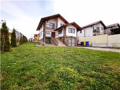 Se vinde casa individuala cu 300 mp utili si 900 mp teren in Cisnadie langa Sibiu