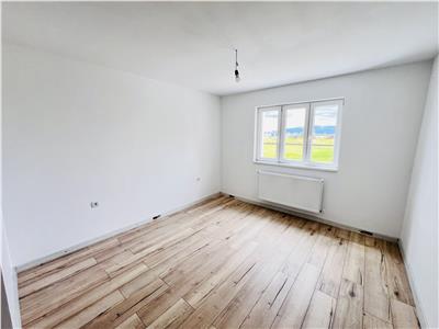 De vanzare apartament cu 2 camere decomandate si balcon amplasat la etajul 2 in zona Lazaret din Sibiu