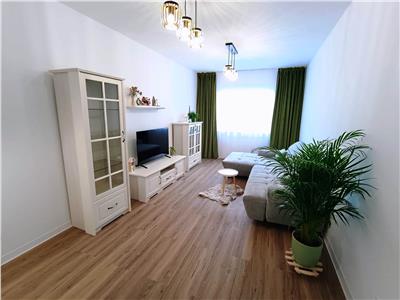 Apartament cochet cu 3 camere decomandate 2 bai si parcare privata - prima inchiriere