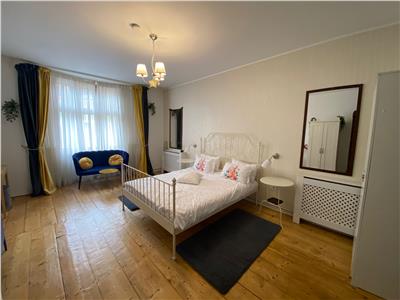 Apartament cu 2 camere de vanzare in Centrul Istoric din Sibiu