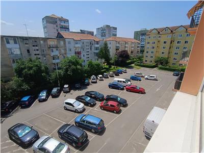 Apartament cu 3 camere decomandate balcon lift etaj 3 in zona Rahovei din Sibiu
