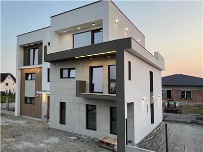 De vanzare apartament la cheie cu 3 camere si balcon zona Arhitectilor