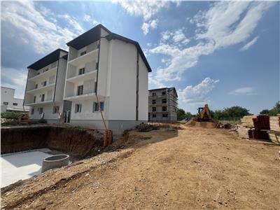 De vanzare apartament cu 2 camere decomandate si balcon etaj 1 zona Semaforului Sibiu