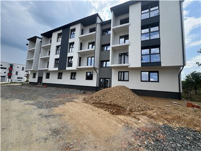 De vanzare apartament cu 3 camere 2 bai si 2 balcoane zona Shopping City Selimbar