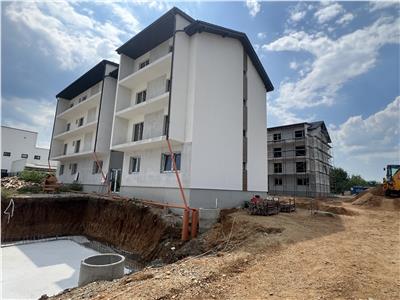 De vanzare apartament cu 3 camere decomandate si balcon situat in Selimbar