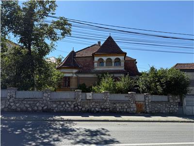 Casa individuala de vanzare in Sibiu 1000 mp teren zona Blv Victoriei/Parcul Sub Arinii