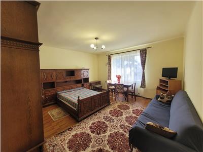 Apartament de inchiriat la casa cu 2 camere decomandat in zona Calea Dumbravii din Sibiu