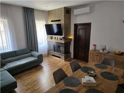 De vazare vila cu 10 camere fiecare cu baie proprie in zona Central Istorica Sibiu