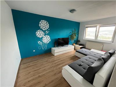 De vanzare apartament cu 3 camere decomandate in zona Vasile Aaron din Sibiu
