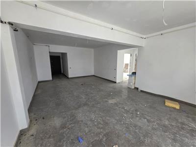 De vanzare apartament cu 3 camere si balcon in zona Calea Surii Mici din Sibiu