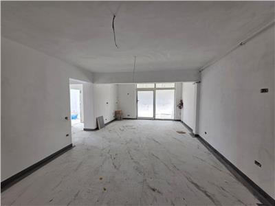 De vanzare apartament cu 3 camere si balcon in zona Calea Surii Mici din Sibiu