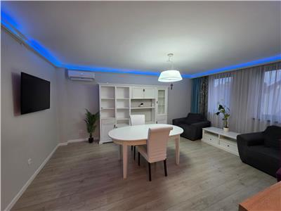 Casa generoasa de inchiriat cu 5 camere teren de 600 mp si spatiu comercial situata in zona Turnisor din Sibiu