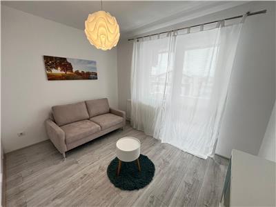 Apartament de inchiriat cu 3 camere decomandate balcon loc parcare in zona Calea Cisnadiei din Sibiu