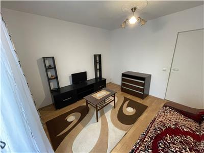 De inchiriat apartament cu 3 camere si balcon in zona Ciresica din Sibiu