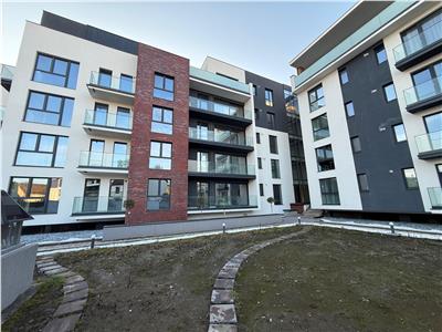 Apartament cu 3 camere la cheie cu parcare si boxa de vanzare in zona Centrala din Sibiu
