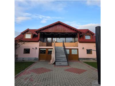 Apartament cu 3 camere decomandate de inchiriat la casa cu curte zona Trei Stejari din Sibiu