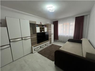 De vanzare apartament cu 3 camere decomandate complet renovat zona Vasile Aaron din Sibiu