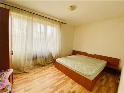 Se vinde apartament cu 3 camere de 72 mp si gradina in zona Vasile Aaron din Sibiu