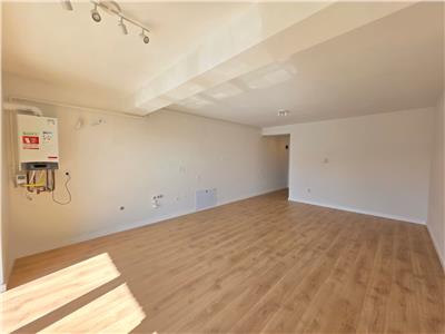 Garsoniera 38 mp utili finisata la cheie in zona Industriala Vest din Sibiu
