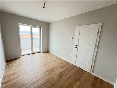 De vanzare apartament la cheie cu 2 camere gradina proprie zona Pictor Brana din Selimbar