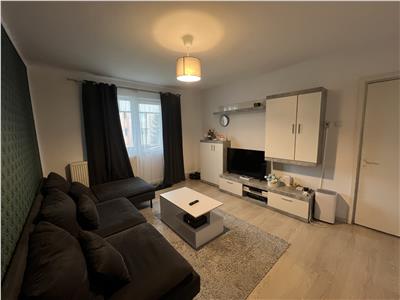 De vanzare apartament de 3 camere cu balcon si pivnita la etajul 1 zona Mihai Viteazul din Sibiu