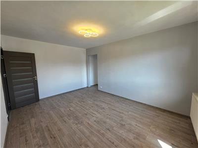 Apartament 2 camere renovat de vanzare in zona Calea Cisnadiei din Sibiu