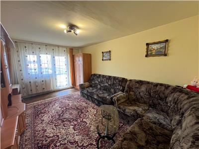 De vanzare apartament cu 2 camere decomandate si balcon situat in zona Strand din Sibiu