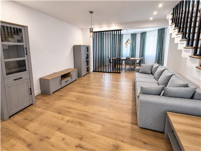 De inchiriat casa ultramoderna cu 4 camere 3 bai si dressing 170 mp utili in Sibiu