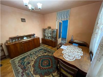 De vanzare apartament cu 2 camere balcon pivnita in zona Cedonia din Sibiu