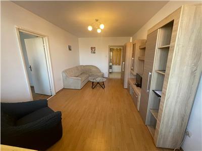 De inchiriat apartament cu 2 camere decomandate si balcon in zona Piata Rahovei din Sibiu