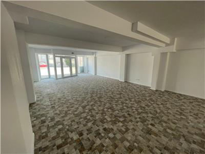 De inchiriat spatiu comercial de 94 mp utili cu vitrina de 7 m in zona Turnisor din Sibiu