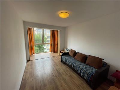De vanzare apartament cu 2 camere decomandate din zona Terezian Sibiu