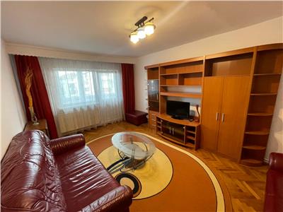 De inchiriat apartament cu 4 camere decomandate si 2 balcoane in zona Strand din Sibiu