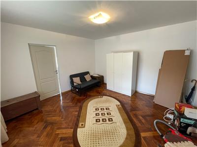 De inchiriat apartament cu 3 camere in zona Terezian din Sibiu