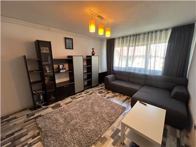 De vanzare apartament decomandat cu 2 camere balcon si pivnita zona Bulevardul Mihai Viteazu din Sibiu