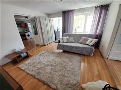 Casa de vanzare compusa din 8 camere si 3 bai in Sibiu zona Lazaret