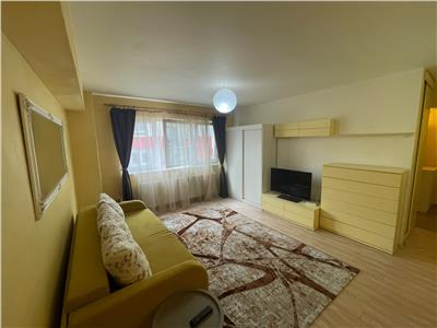 De inchiriat apartament cu 2 camere balcon si loc parcare in zona Turnisor din Sibiu