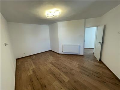 De vanzare apartament cu 2 camere decomandate balcon si loc parcare in zona Turnisor din Sibiu