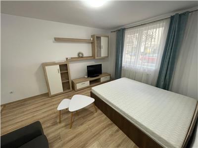 De inchiriat garsoniera decomandata cu loc de parcare propriu din zona Brana Selimbar